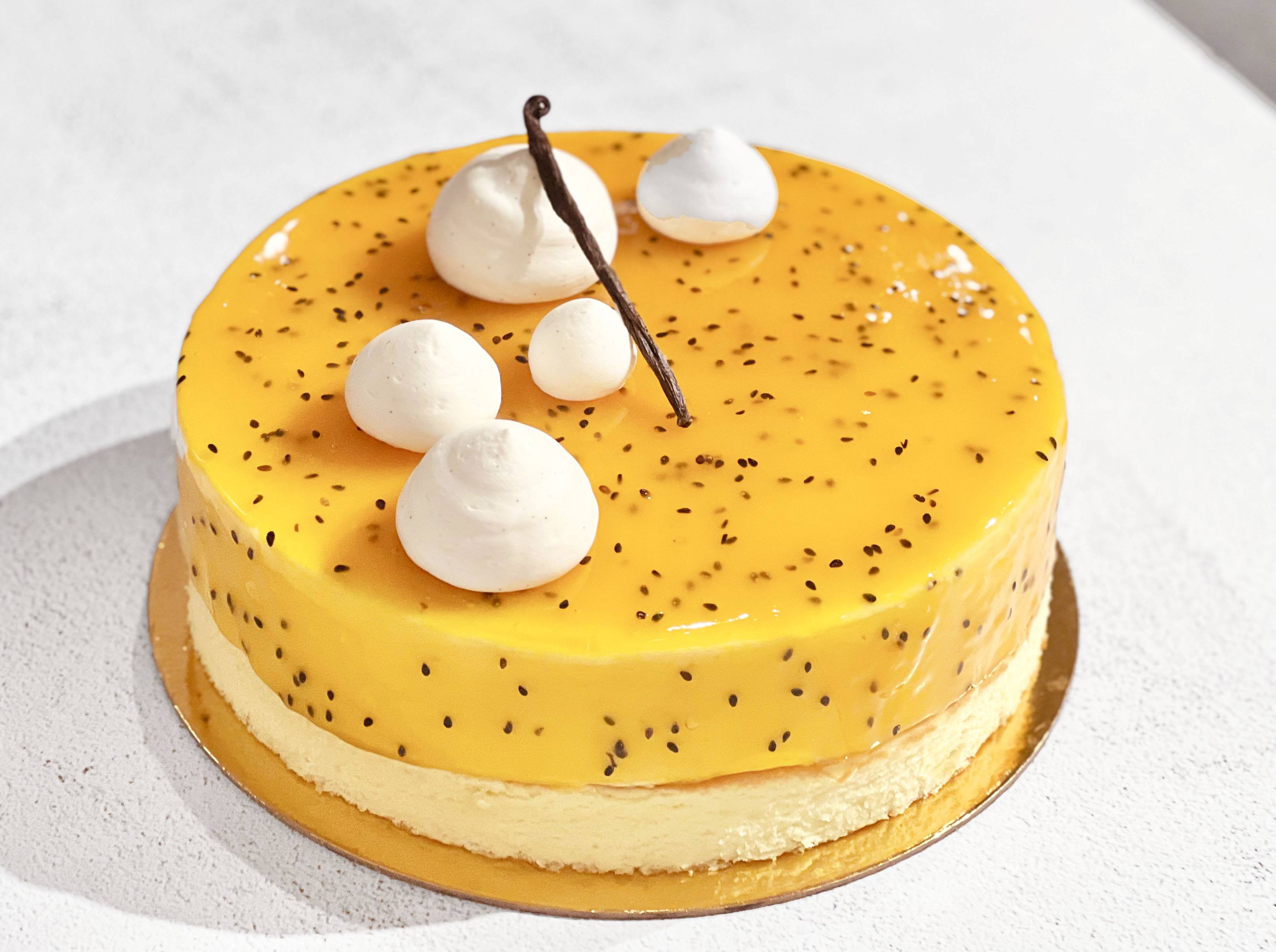 Pistachio and passion fruit mousse cake - In Love With Cake
